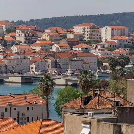 Apartment Tragurion Trogir Exterior photo