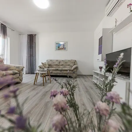 Apartment Tragurion Trogir Exterior photo