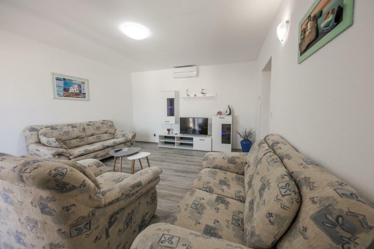 Tragurion Apartment *